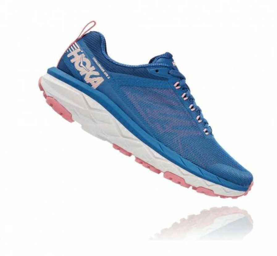 Running Shoes * | Hoka Online Women'S Challenger Atr 5 Dark Blue / Cameo Brown